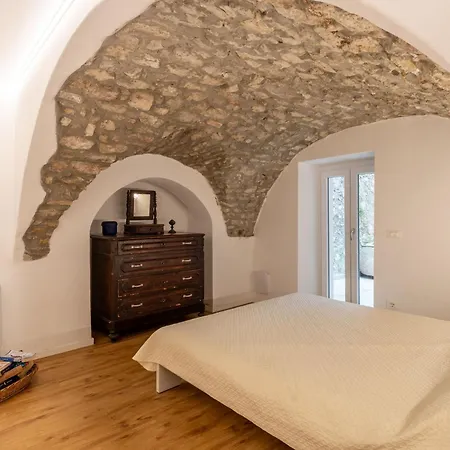 Appartamento La Corte By Interhome